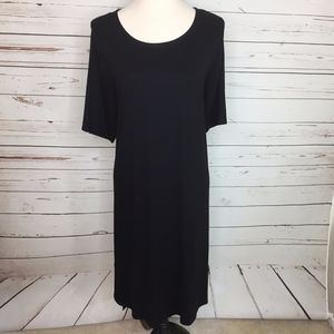 Eileen Fisher Lightweight Viscose Black Dress B389